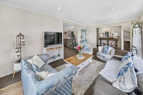 Photo of property in 44a Crossandra Drive, Mangere, Auckland, 2022
