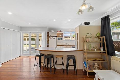 Photo of property in 16 Kenmore Place, Tokoroa, 3420