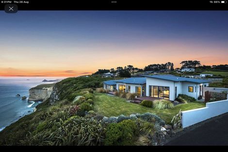 Photo of property in 25 Highgrove, Saint Clair, Dunedin, 9012