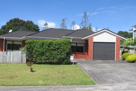 Photo of property in 363a Glenfield Road, Glenfield, Auckland, 0629