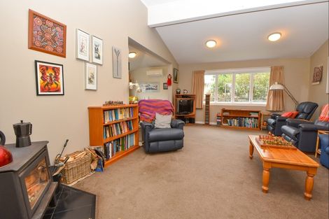 Photo of property in 60 Kuratawhiti Street, Greytown, 5712