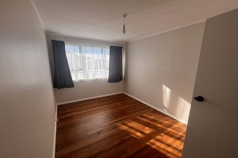 Photo of property in 3 Beauzami Crescent, Ascot Park, Porirua, 5024