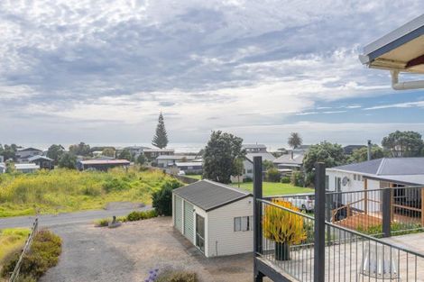 Photo of property in 12 Beach Road, Porangahau, 4293