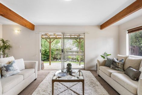 Photo of property in 54 Kohekohe Street, New Lynn, Auckland, 0600