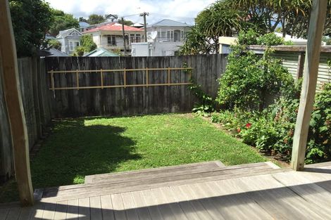 Photo of property in 21 Wright Street, Mount Cook, Wellington, 6021