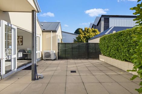 Photo of property in 4/55 Parade Court, Addington, Christchurch, 8024