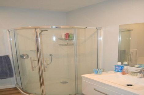 Photo of property in 32u9 Dr Taylor Terrace, Johnsonville, Wellington, 6037