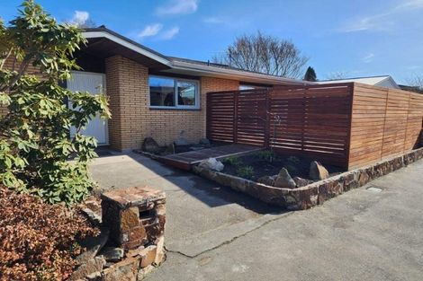 Photo of property in 1 Guinness Crescent, Ilam, Christchurch, 8041