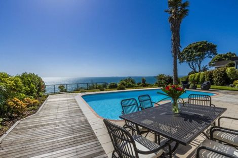 Photo of property in 1 Gilberd Place, Torbay, Auckland, 0630