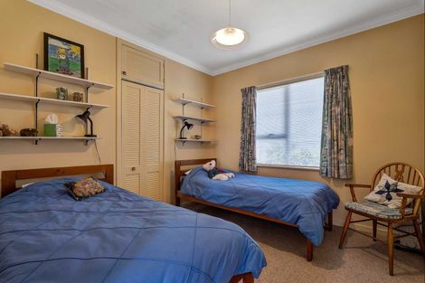 Photo of property in 125 Seaview Road, Westown, New Plymouth, 4310