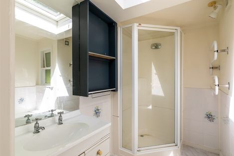 Photo of property in 193 Victory Road, Laingholm, Auckland, 0604