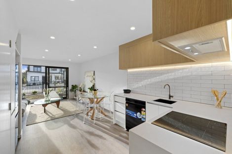Photo of property in 2/4 Glenburn Road, Hobsonville, Auckland, 0616
