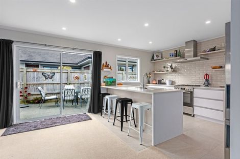 Photo of property in 31 Henrietta Maxwell Grove, Wainuiomata, Lower Hutt, 5014