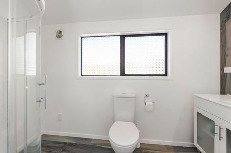 Photo of property in 50c Robinson Avenue, Holdens Bay, Rotorua, 3010