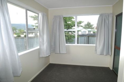 Photo of property in 43 Arawhata Road, Paraparaumu, 5032
