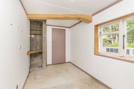 Photo of property in 11 Warwick Street, Wilton, Wellington, 6012
