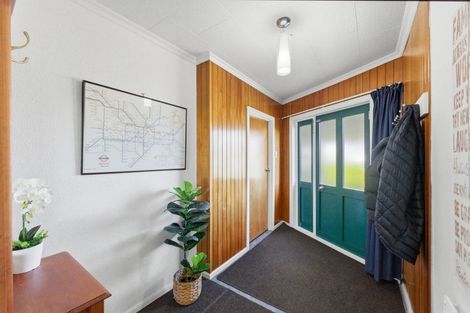 Photo of property in 327 Carrington Street, Vogeltown, New Plymouth, 4310