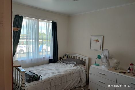 Photo of property in 54 Megan Avenue, Pakuranga Heights, Auckland, 2010