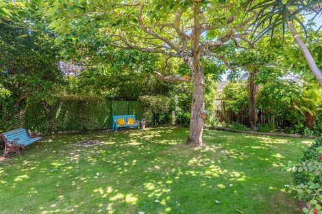 Photo of property in 12 Kowhai Grove, Waikanae, 5036