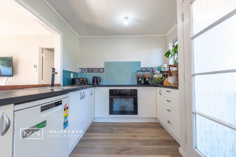 Photo of property in 1/50 Hartford Crescent, Totara Park, Upper Hutt, 5018