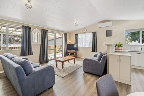 Photo of property in 6a Okere Place, Tikipunga, Whangarei, 0112