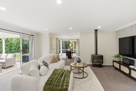 Photo of property in 14 Harlech Mews, Avonhead, Christchurch, 8042