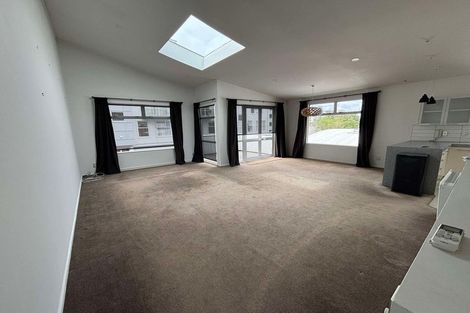 Photo of property in Fernhill Flats, 3/324 The Terrace, Te Aro, Wellington, 6011