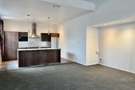 Photo of property in 19 Royal Crescent, Saint Kilda, Dunedin, 9012