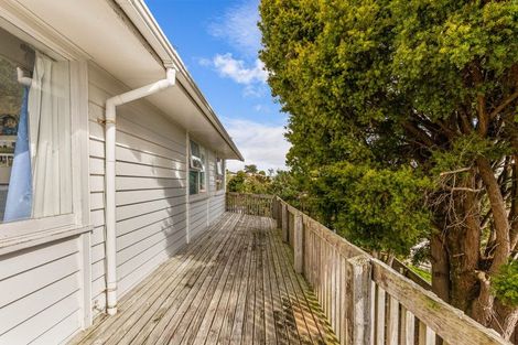 Photo of property in 18 Lilburn Crescent, Massey, Auckland, 0614