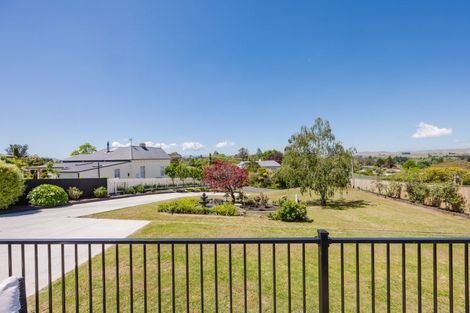Photo of property in 20 Domain Road, Waipawa, 4210