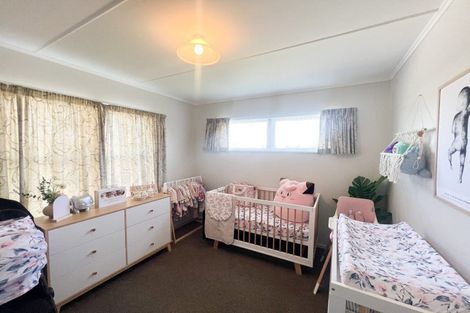 Photo of property in 34 James Street, Dannevirke, 4930