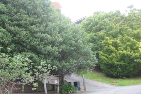 Photo of property in 2/12 Helicon Place, Totara Vale, Auckland, 0629