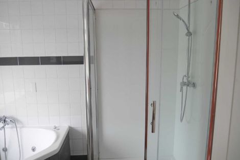 Photo of property in 99a Fendalton Road, Fendalton, Christchurch, 8014