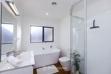 Photo of property in 32 Filmer Crescent, Wallaceville, Upper Hutt, 5018