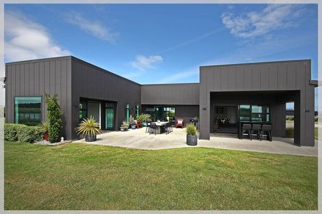 Photo of property in 16 Carex Grove, Foxton Beach, Foxton, 4815