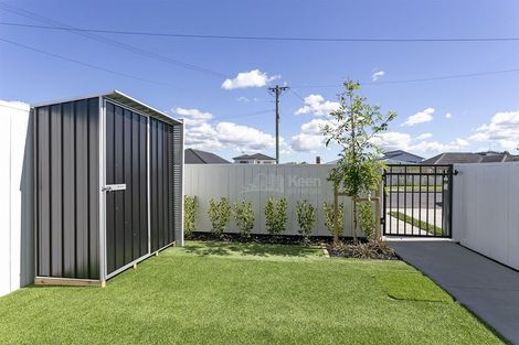 Photo of property in 1/21 Karamu Street, Te Atatu Peninsula, Auckland, 0610