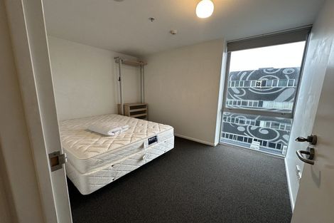 Photo of property in 2 Torrens Terrace, Mount Cook, Wellington, 6011
