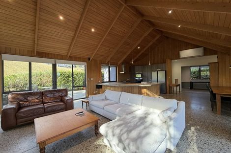Photo of property in 15 Skye Lane, Jacks Point, Queenstown, 9371