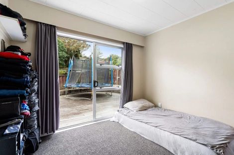 Photo of property in 14 Waari Avenue, Sunnyvale, Auckland, 0612