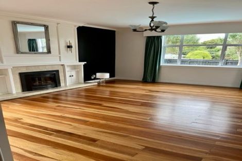 Photo of property in 3 Dickson Crescent, Saint Johns Hill, Whanganui, 4500