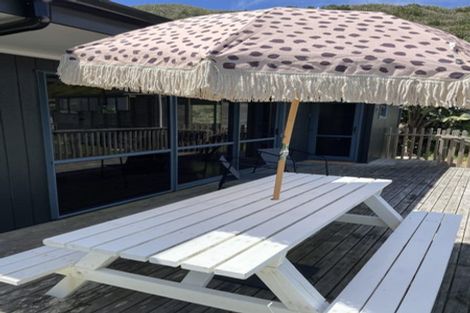 Photo of property in 5 Ocean Close, Te Kopuru, 0371