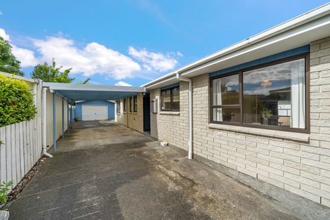 Photo of property in 42 Hartford Crescent, Totara Park, Upper Hutt, 5018