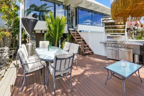 Photo of property in 10 Takutai Avenue, Bucklands Beach, Auckland, 2012