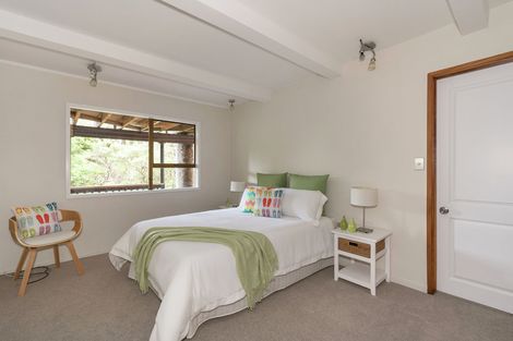 Photo of property in 336 Huia Road, Titirangi, Auckland, 0604