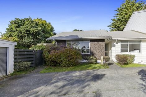 Photo of property in 19b Hicks Close, Whitby, Porirua, 5024
