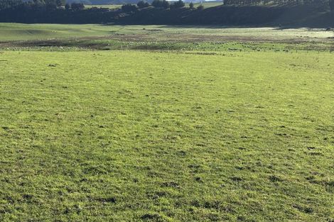 Photo of property in 16 Bay Road, Purakaunui, 9081
