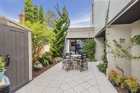 Photo of property in Highwic, 32u1 Hobson Street, Thorndon, Wellington, 6011