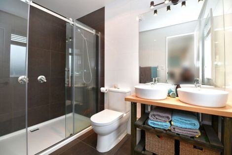 Photo of property in 18 Flavell Drive, Orewa, 0931