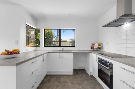 Photo of property in 4b Claridge Place, Mount Maunganui, 3116
