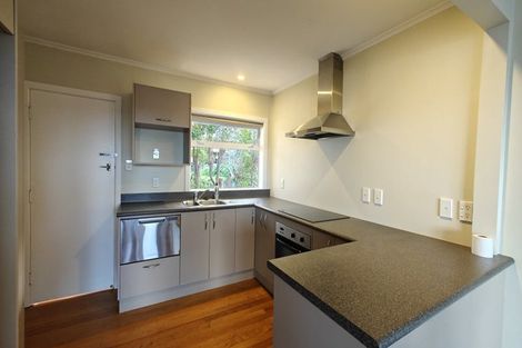 Photo of property in 4/73 Castor Bay Road, Castor Bay, Auckland, 0620